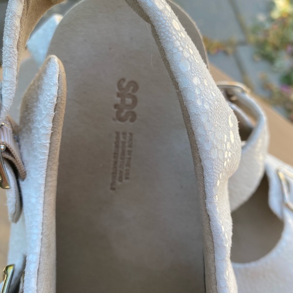 SAS Women's, Relaxed Sandal, Leather, Vanilla, Size 10 ½ Wide - Picture 7 of 12